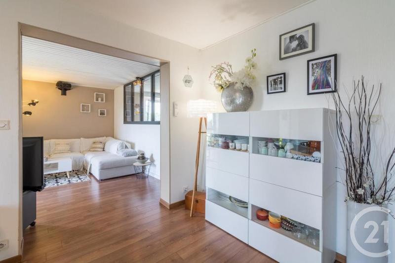 Appartement - 101 m² - 5 pièces