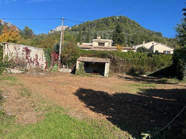 Terrain constructible - 409 m²