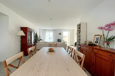 Maison - 107 m² - 6 pièces