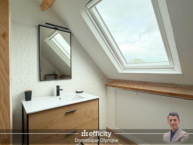 Maison - 120 m² - 8 pièces