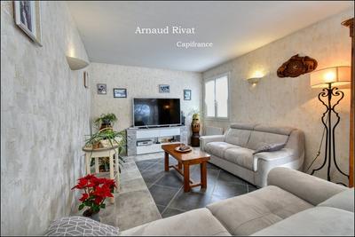 Maison - 148 m² - 6 pièces