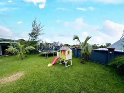 Villa - 180 m² - 6 pièces