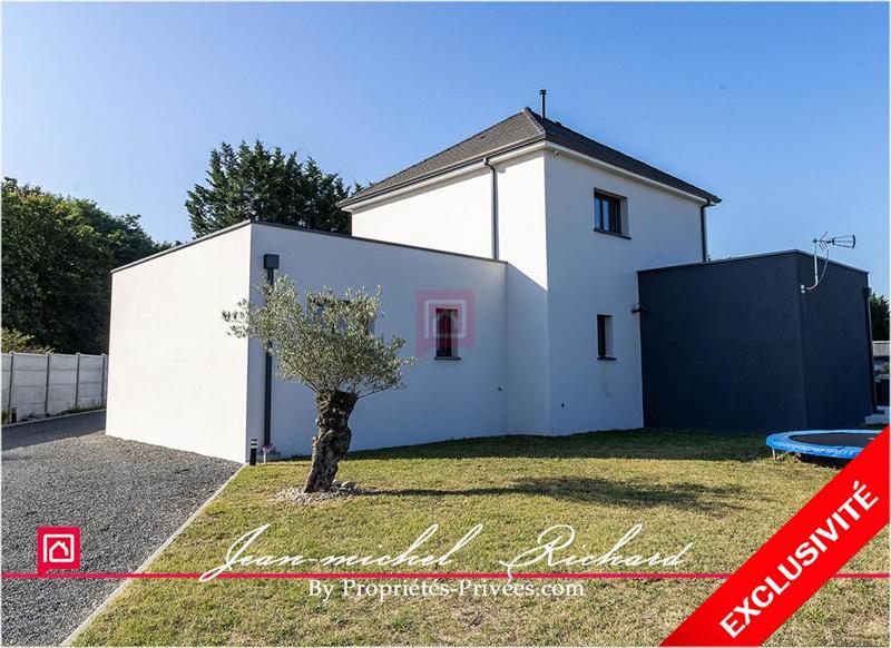 Maison - 183 m² - 6 pièces