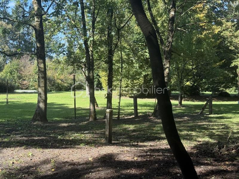 Corps de ferme - 192 m² - 8 pièces