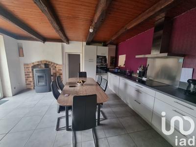 Maison - 97 m² - 4 pièces