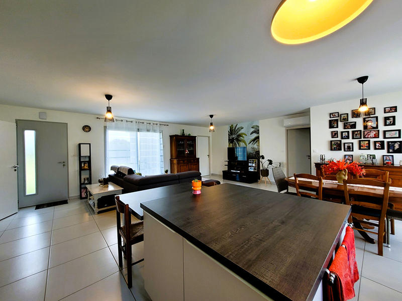 Maison - 120 m² - 6 pièces