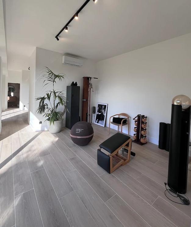 Villa - 350 m² - 9 pièces