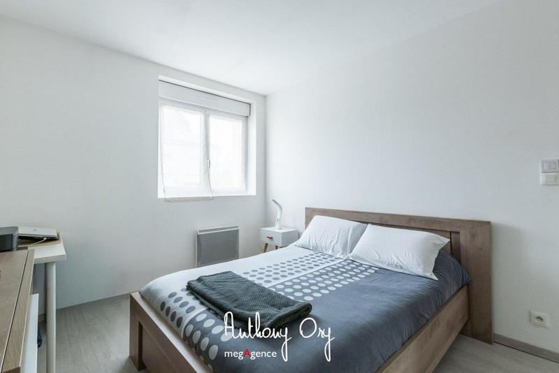 Appartement - 90 m² - 4 pièces