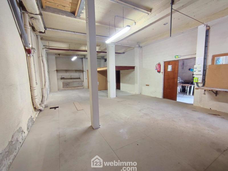 Local commercial - 74 m² - 1 pièce