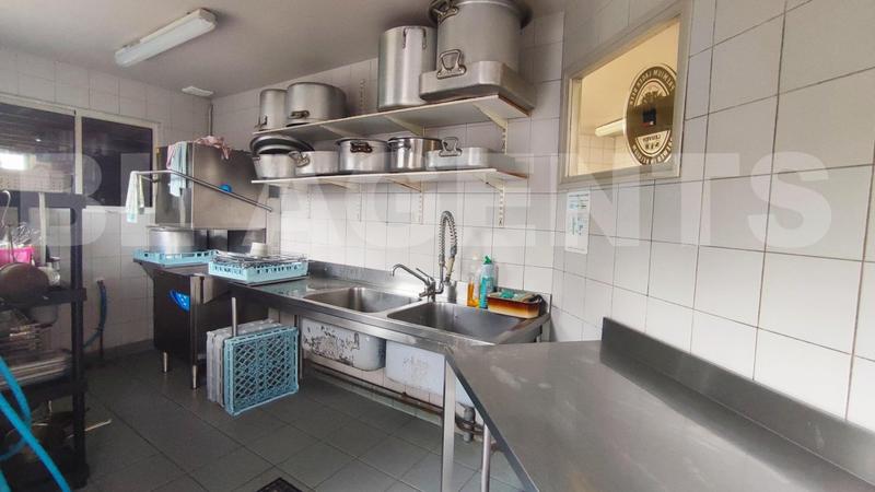 Fonds de commerce - 300 m²