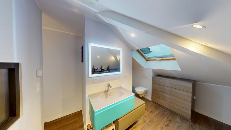 Appartement - 90 m² - 4 pièces