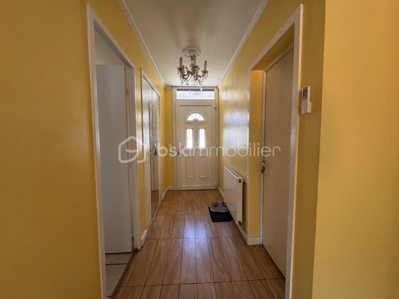 Pavillon - 110 m² - 5 pièces