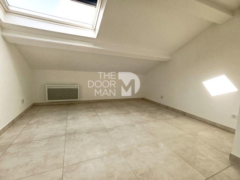 Appartement - 90 m² - 4 pièces