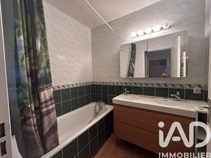 Appartement - 77 m² - 4 pièces