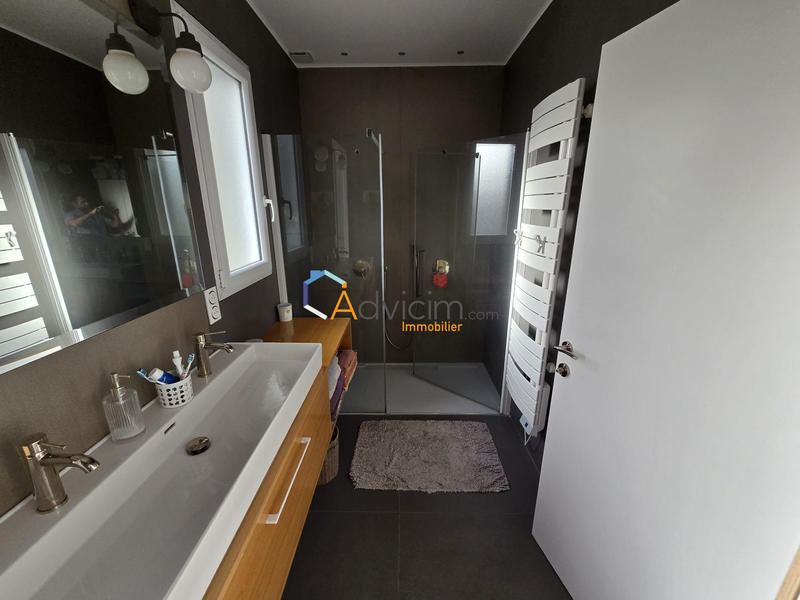 Maison - 114 m² - 4 pièces