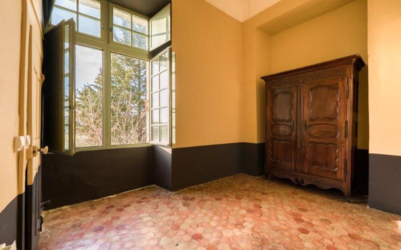 Château - 170 m² - 7 pièces