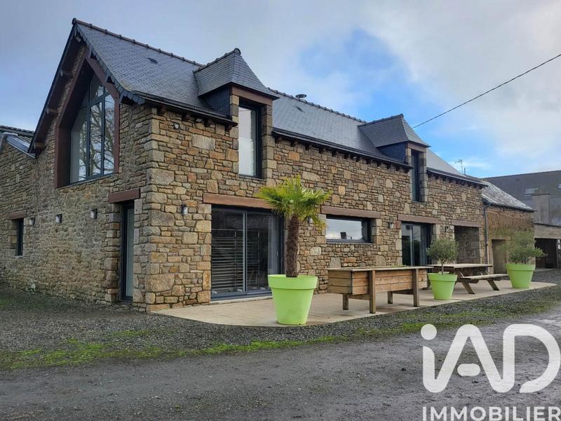 Maison - 167 m² - 6 pièces