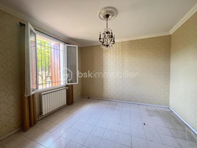 Maison traditionnelle - 149 m² - 7 pièces