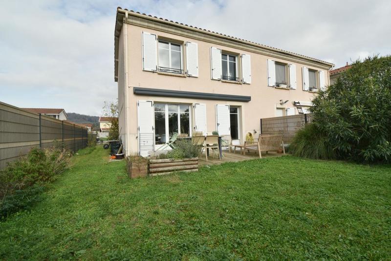 Maison - 91 m² - 4 pièces