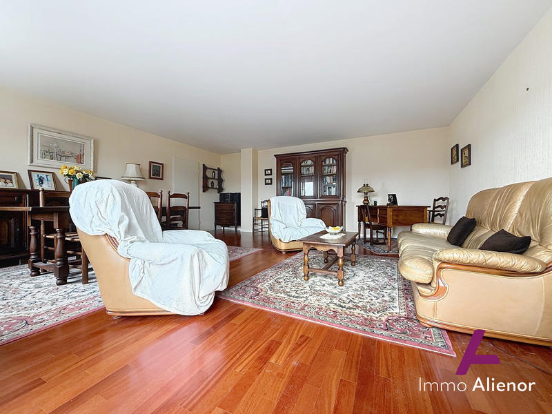 Appartement - 106 m² - 4 pièces