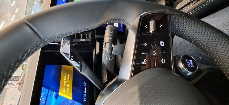 Dacia Duster Hybrid 140 Extreme