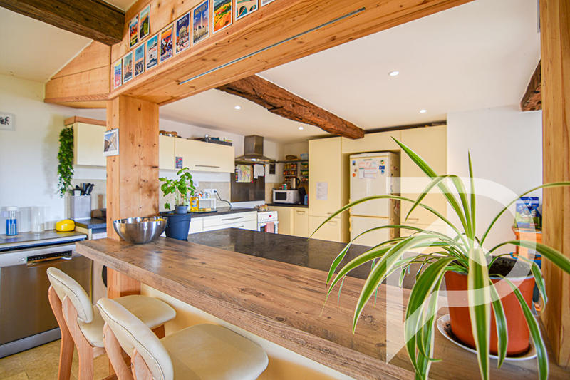 Maison - 142 m² - 5 pièces