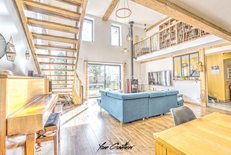 Corps de ferme - 181 m² - 8 pièces