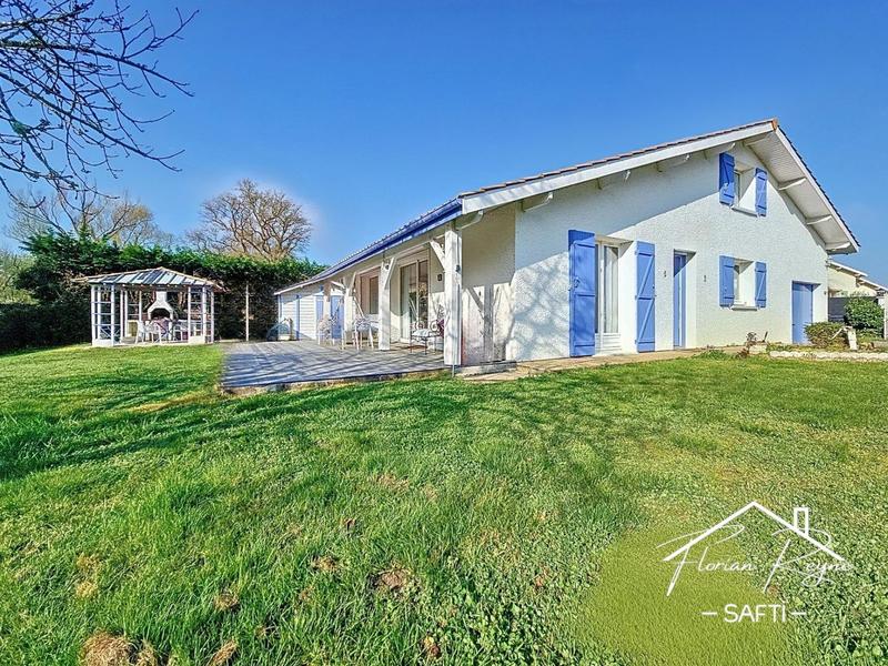 Maison - 108 m² - 4 pièces