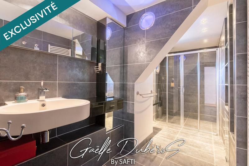 Villa - 400 m² - 7 pièces