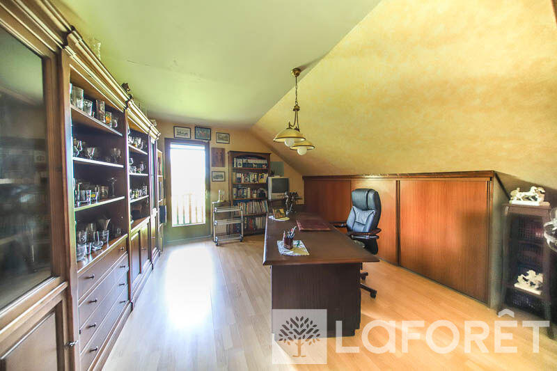 Maison - 151 m² - 5 pièces