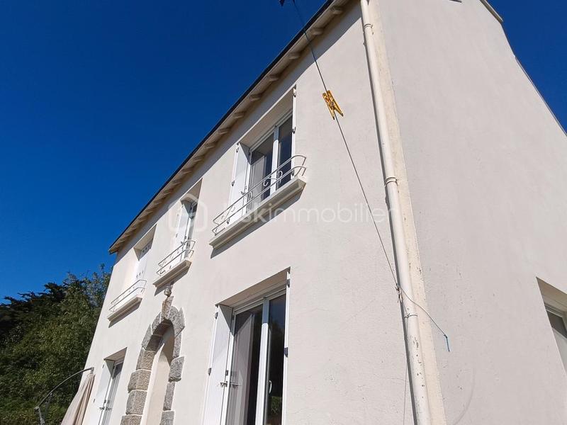 Maison traditionnelle - 108 m² - 5 pièces