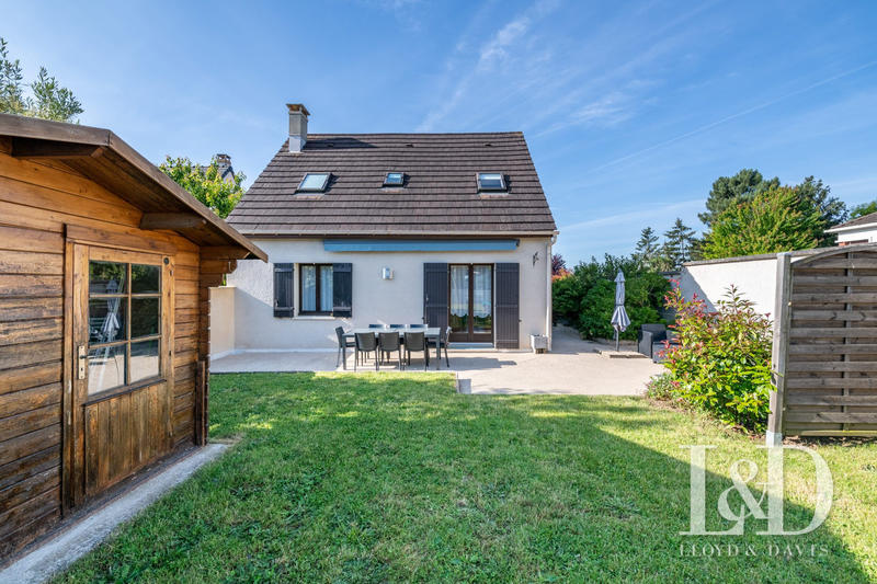 Maison - 105 m² - 5 pièces