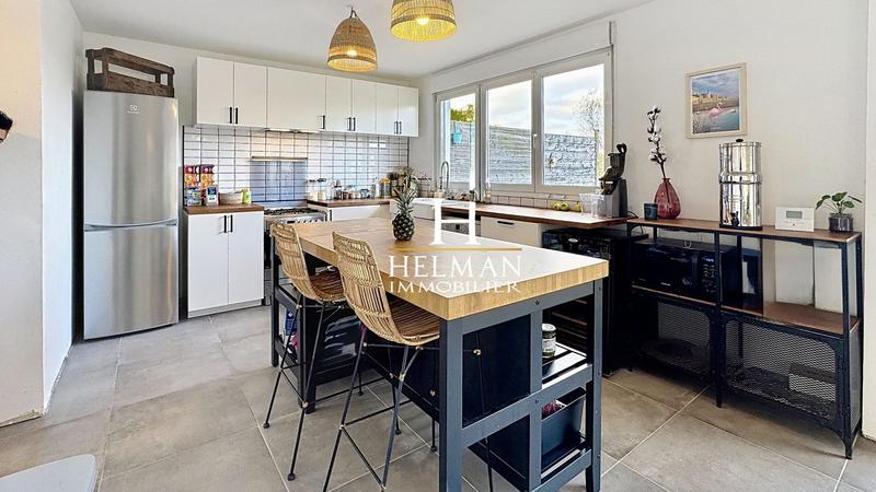 Maison - 127 m² - 6 pièces