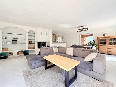 Villa - 153 m² - 6 pièces