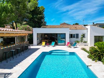 Maison - 170 m² - 5 pièces