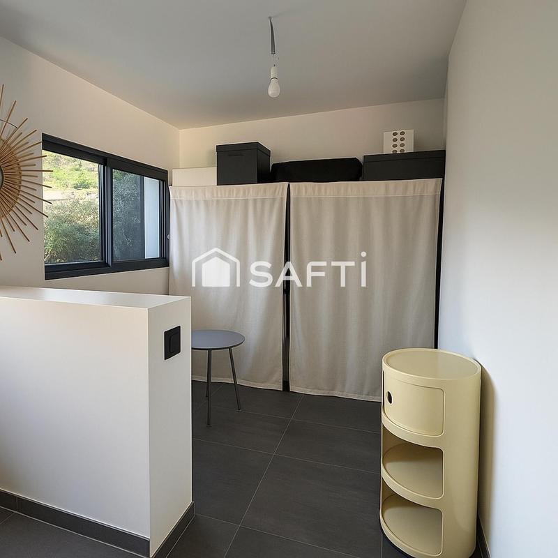 Maison - 345 m² - 9 pièces