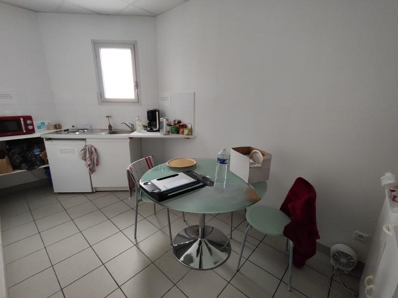 Local commercial - 135 m² - 5 pièces