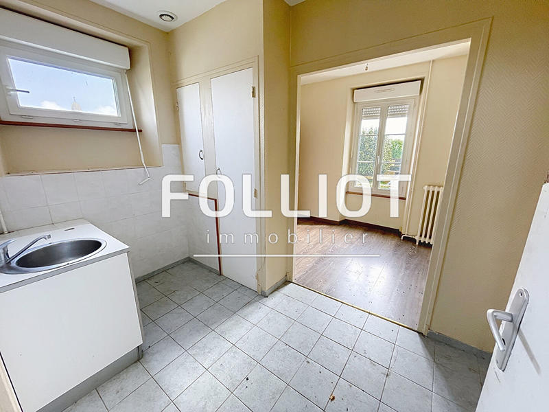 Maison - 225 m² - 8 pièces