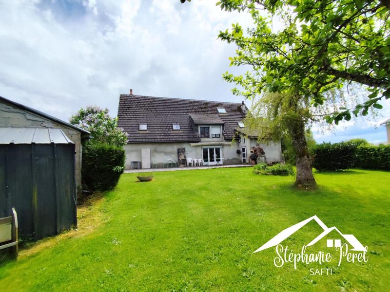 Maison - 200 m² - 8 pièces