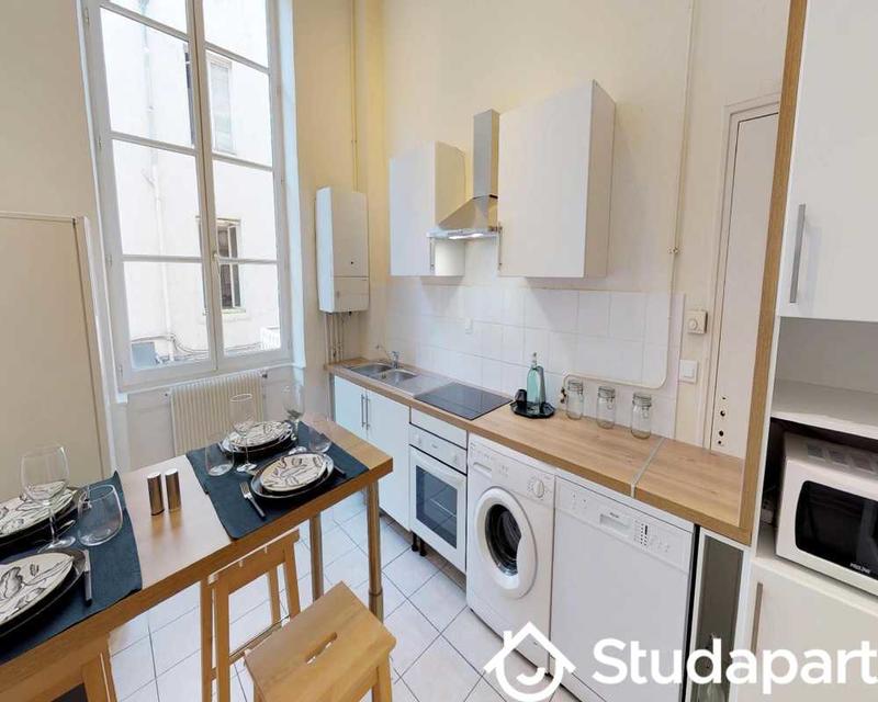 Chambre - 27 m² - 1 pièce