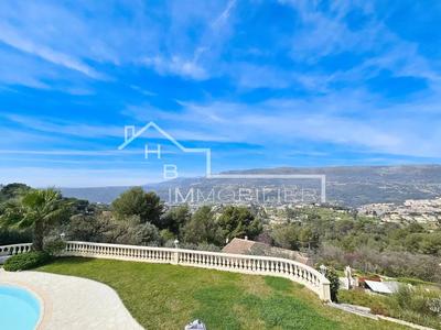 Maison - 155 m² - 4 pièces