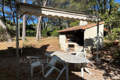 Maison - 102 m² - 4 pièces