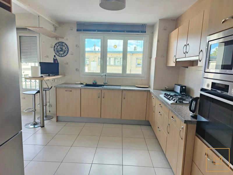 Appartement - 147 m² - 4 pièces