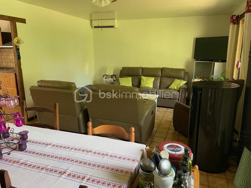 Maison - 121 m² - 6 pièces