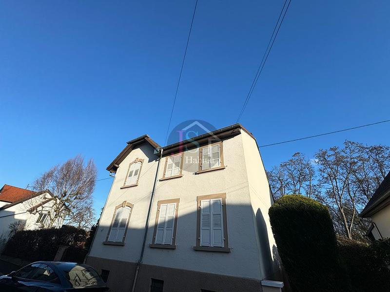 Maison - 127 m² - 5 pièces