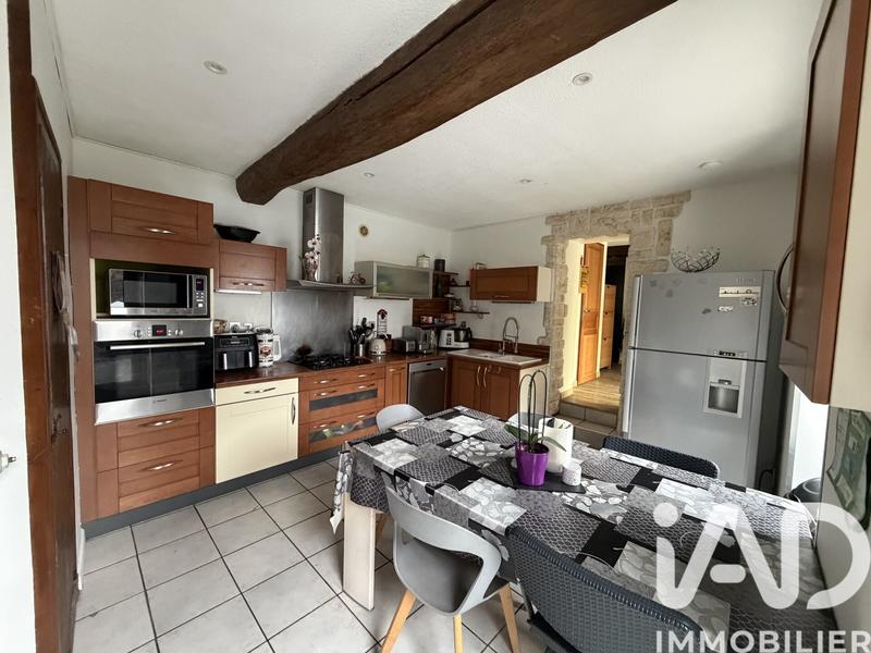 Maison - 156 m² - 9 pièces