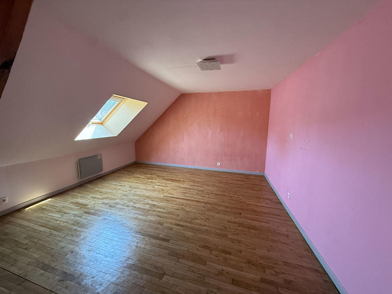 Maison - 125 m² - 7 pièces