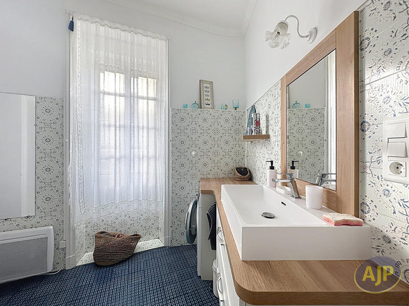 Appartement - 89 m² - 3 pièces