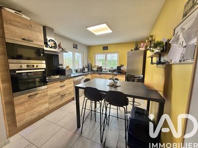 Maison - 105 m² - 5 pièces