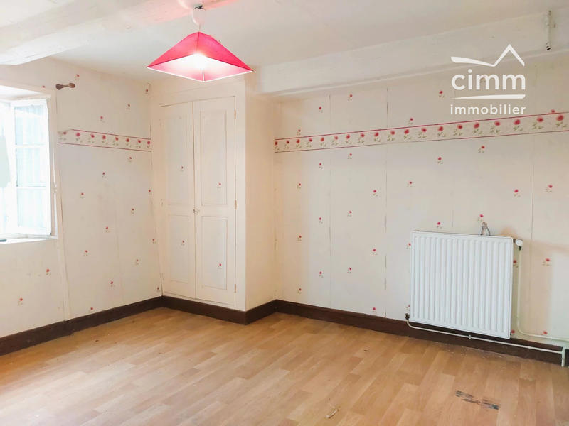 Maison traditionnelle - 186 m² - 7 pièces